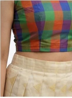 PATTUPAVADA AND BLOUSE thumbnail 2