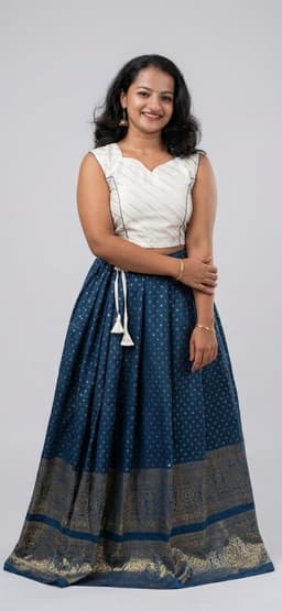 PATTUPAVADA AND BLOUSE thumbnail 1