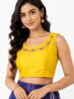 PATTUPAVADA AND BLOUSE thumbnail 2