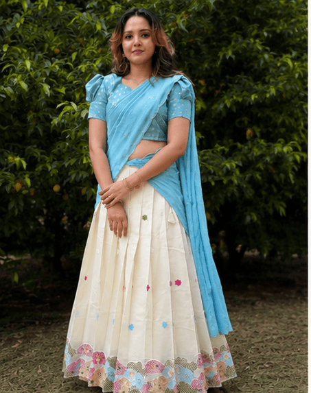 DHAVANI(half sarii (DY8030)