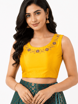 PATTUPAVADA AND BLOUSE thumbnail 2